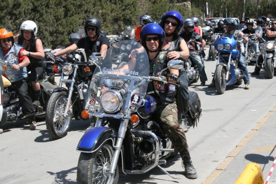 Ms de 2.000 motos custom rugieron durnate todo el fin de semana en Alhama