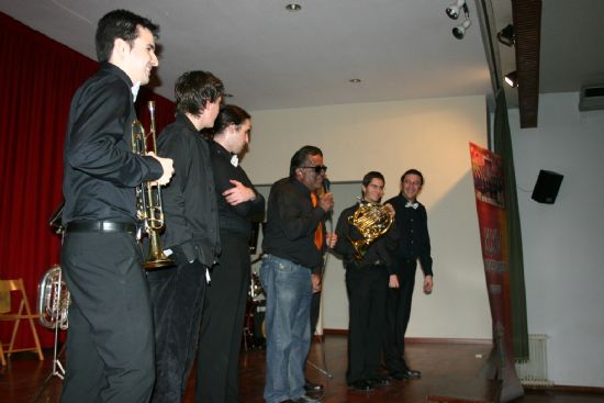 El show del quinteto musical de la agrupación abrió los conciertos del 25 aniversario El show del quinteto musical de la agrupación abrió los conciertos del 25 aniversario