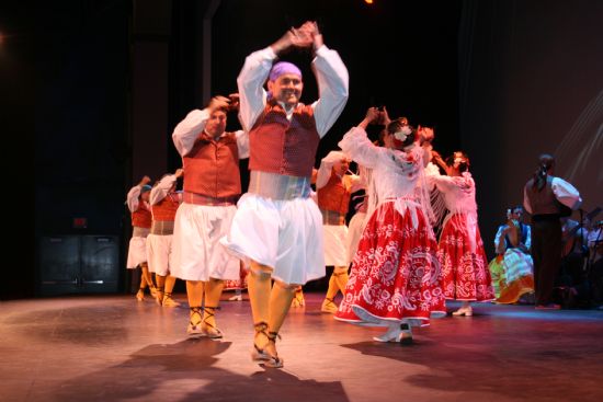 El grupo folklrico Villa de Alhama mostr todo su arte durante dos semanas en Dollywood en el estado de Tennesse