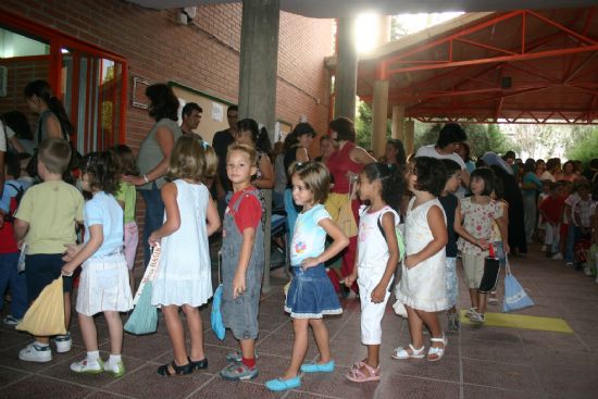 Los ni�os de Infantil y Primaria vuelven a las aulas con total normalidad