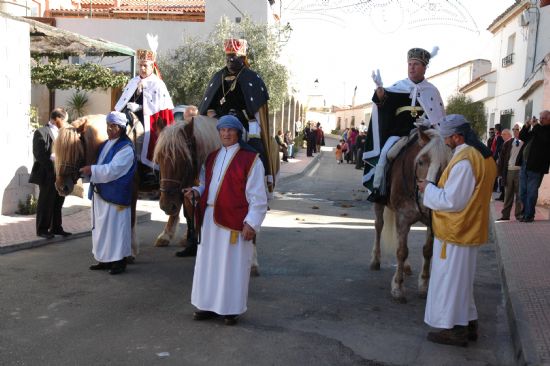 Volvió el Auto de los Reyes Magos a El Berro, pedanía enclavada en plena Sierra Espuña Volvió el Auto de los Reyes Magos a El Berro, pedanía enclavada en plena Sierra Espuña